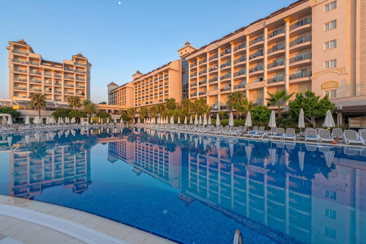Lake River Side Hotel Spa Bagian luar foto