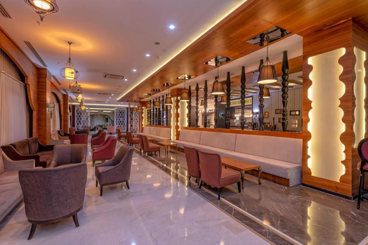 Lake River Side Hotel Spa Bagian luar foto