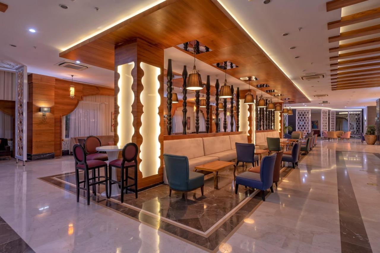 Lake River Side Hotel Spa Bagian luar foto
