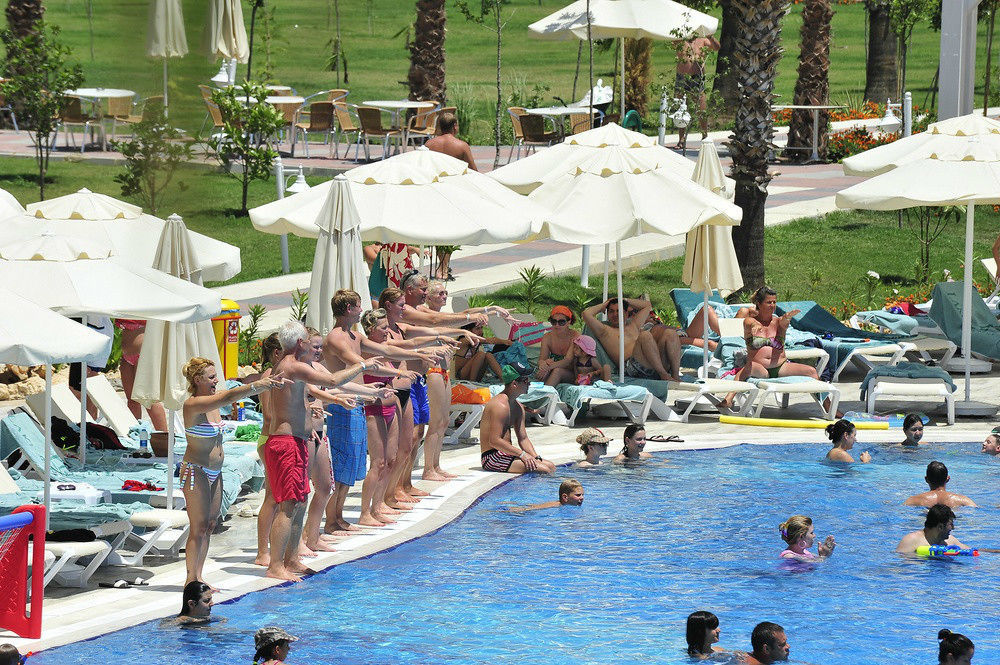 Lake River Side Hotel Spa Bagian luar foto